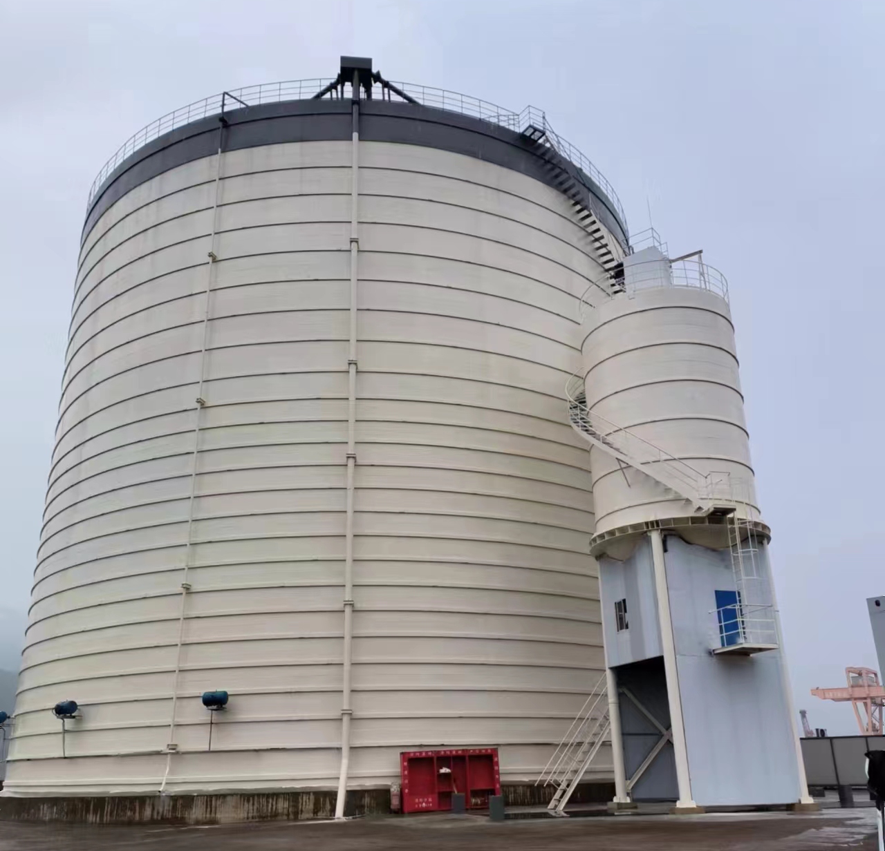 湾里10万吨水泥钢板库